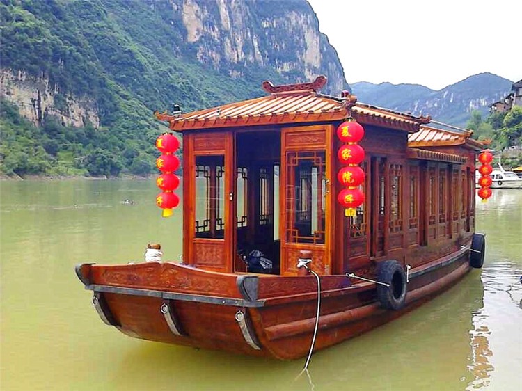 8米仿古画舫